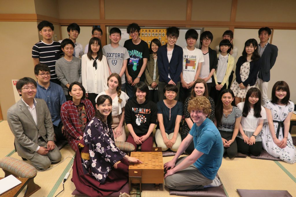 日本伝統文化の将棋を通じて国際交流